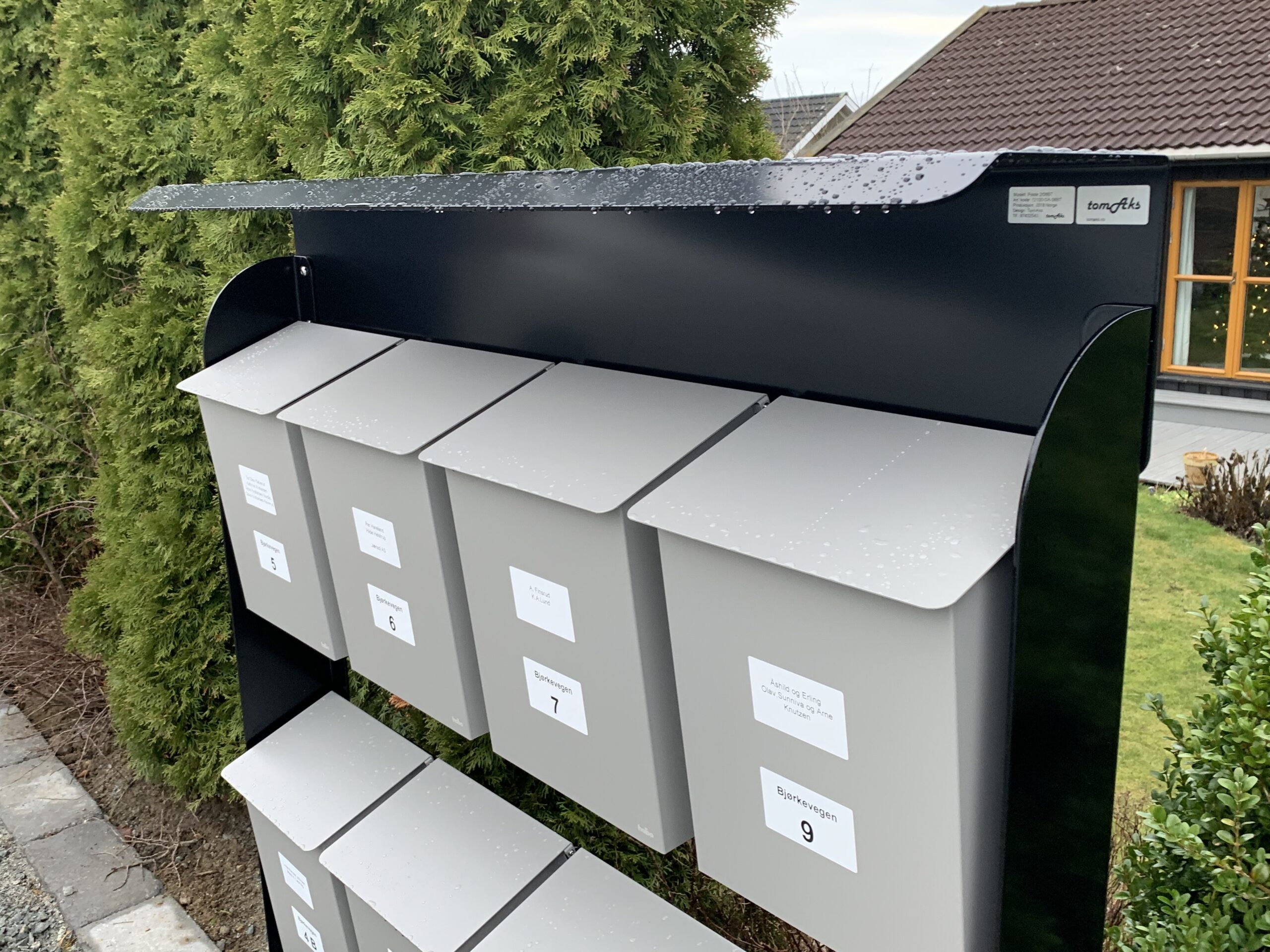 Habo-samlestativ til postkasse