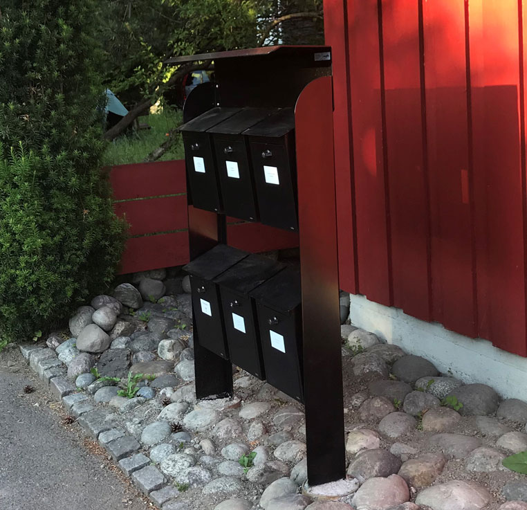 Poste_Postkassestativ tomaks samlestativ