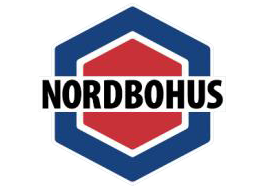 Tomaks_Referanse_Nordbohus_Logo-postkasse samlestiv
