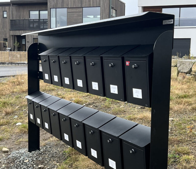 postkassestativ 18 postkasser tomaks